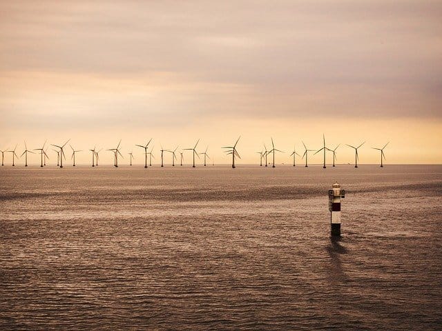 Boris Johnson: Până în 2030 toate casele din Marea Britanie să fie alimentate cu energie din surse eoliene offshore