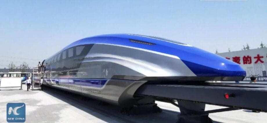 Un prototip de tren Maglev, care circulă cu 620 km/oră, a fost inaugurat de chinezi