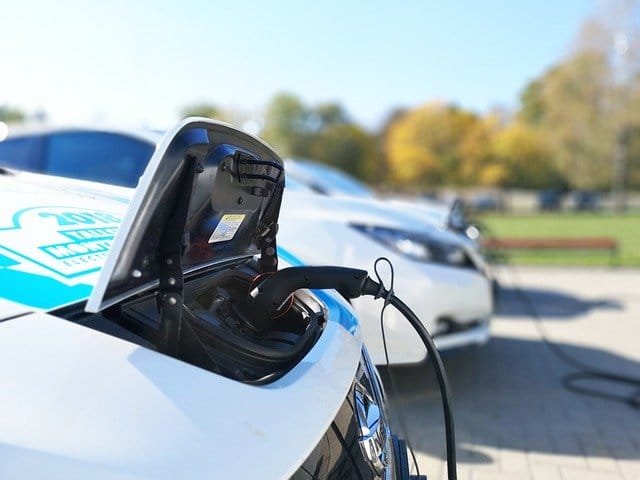 Guvernul SUA va înlocui flota de 645.000 de vehicule cu mașini electrice