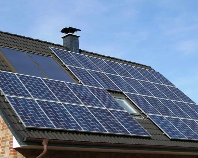 Te gândești să treci la solar? Acestea sunt 5 întrebări pe care trebuie să le luați în considerare