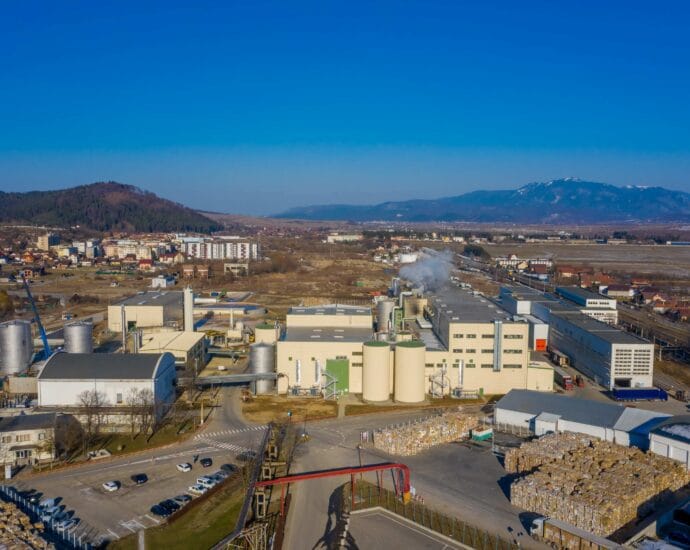 Finalizarea stației de epurare a apelor tehnologice de la fabrica de hârtie din Zărnești