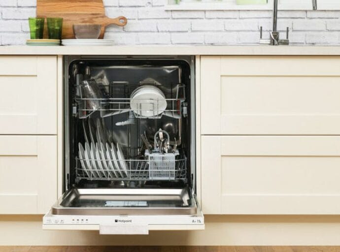 Mașinile de spălat vase: cum ne pot afecta reziduurile de detergent