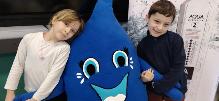 Fii ReciCreativ şi hidratează cu iubire inimile la #focustogreenecolife Fii ReciCreativ şi hidratează cu iubire inimile la #focustogreenecolife